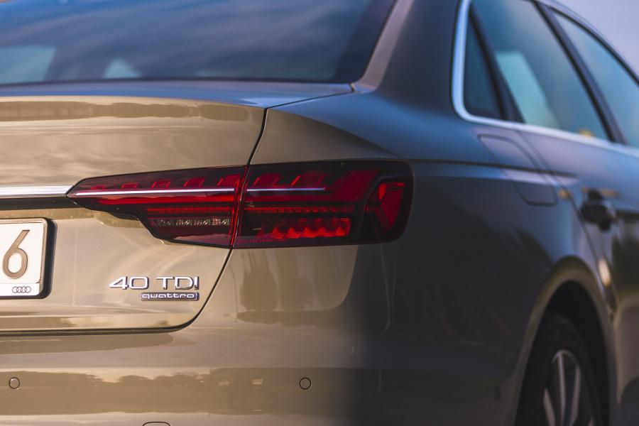 Детали экстерьера Audi A4 40 TDI Quattro S-Line (B9) 2019 года  (WW) (фото 22 из 27)